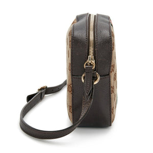 Gucci
Beige GG Monogram Canvas Bee Web Camera Bag Gold Hardware