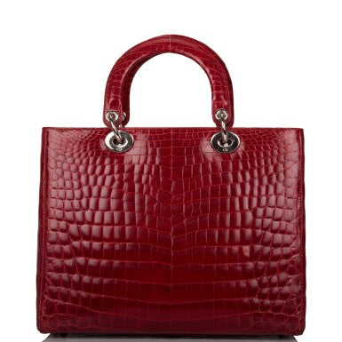Christian Dior
Red Shiny Crocodile Large Lady Dior Bag Silver Hardware