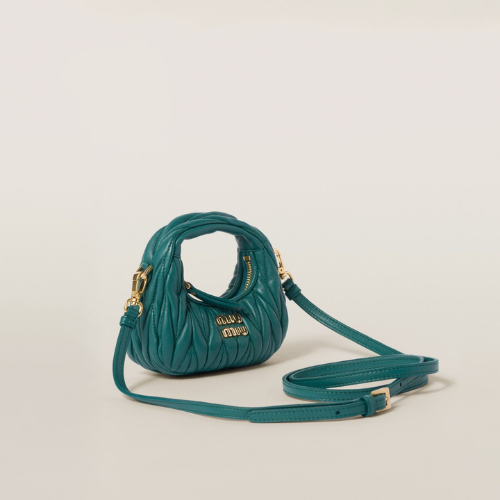 Micro borsa hobo Wander in nappa matelassé