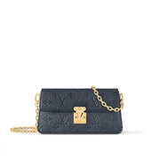 M82637 Portafoglio con catenella Méti